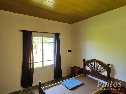 Casa 4 ambientes con 1 baño