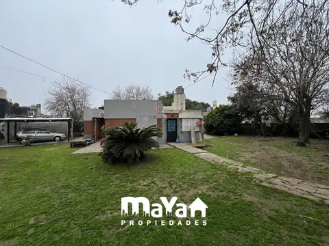 CASA EN VENTA - MATHEU