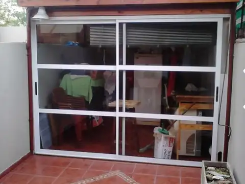 Depto Tipo Casa en Venta en Ramos Mejía, USD 85.000