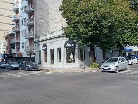 Local en Alquiler Calle 9 esq 50 Dacal Bienes Raices