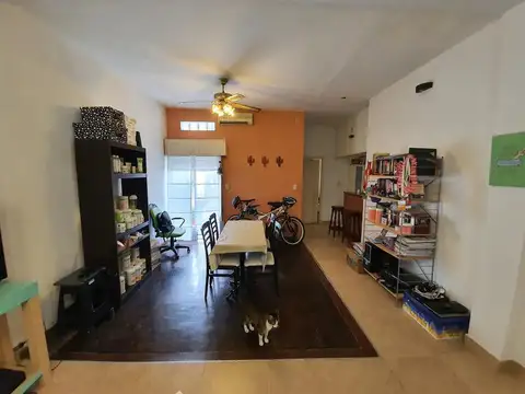 Depto Tipo Casa en Venta en Lomas de Zamora, USD 69.000