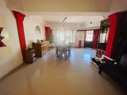 Casa 5 ambientes - Ramos Mejía