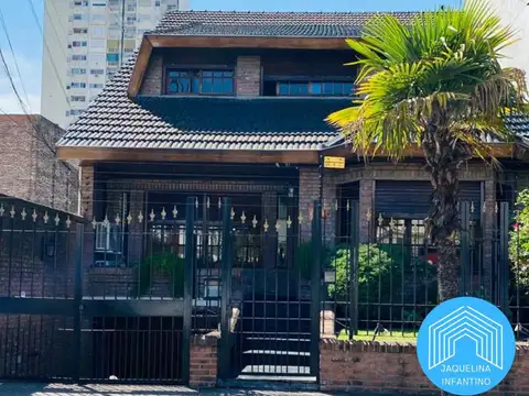 Casa 5 ambientes - Ramos Mejía