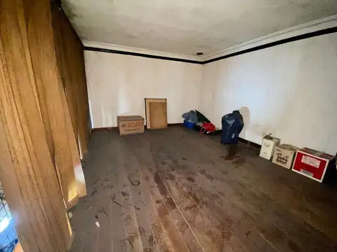 Venta PH 3 amb planta baja Barracas. Para reciclar