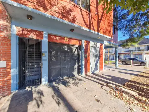 Venta de Casa y Local Comercial