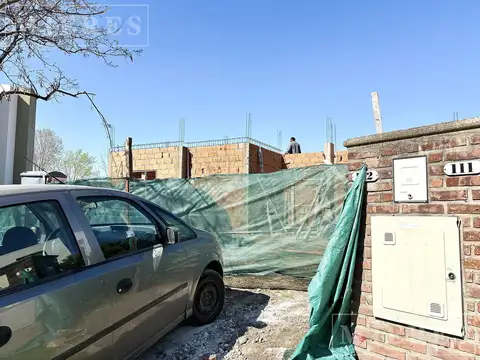 Casa en venta sobre lote laguna Barrio Norte El Canton Escobar