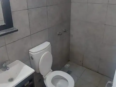 Departamento en Alquiler en Villa Ballester, $ 360.000