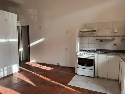 Depto Tipo Casa en Alquiler de 1 dormitorio