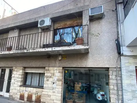 Local en venta Tribunales