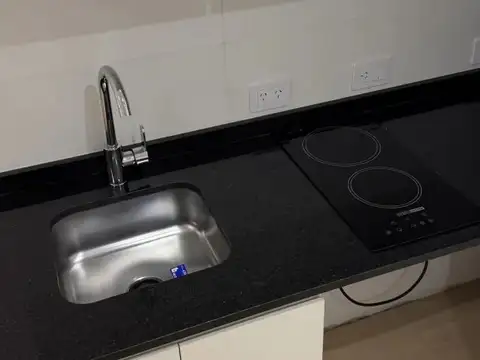 Esmeralda 900, Piso 7
