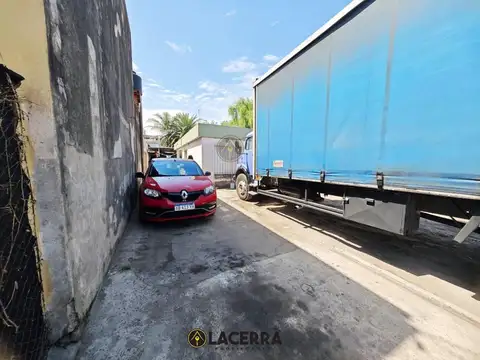 Galpon en Venta 10  mts Frente