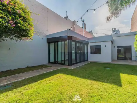 Casa en Alquiler de 3 dormitorios