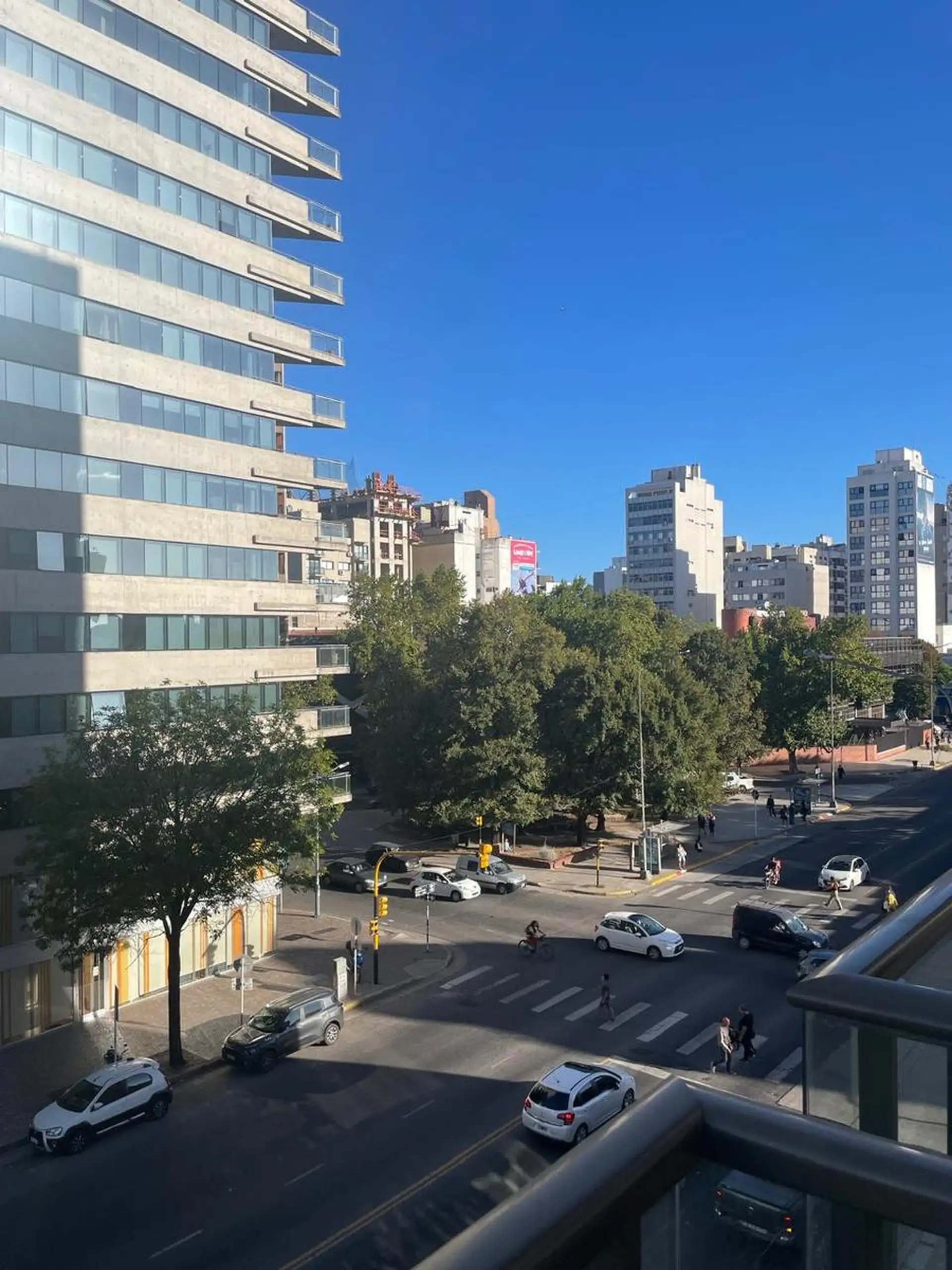 Depto 4 amb en duplex con cochera — Centro