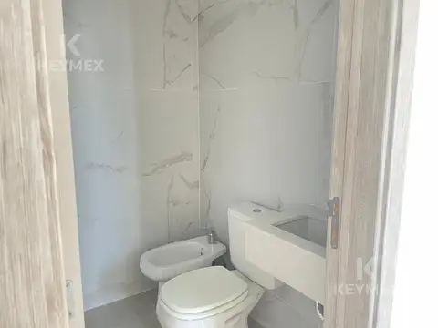 Departamento en Alquiler con 1 cocheras