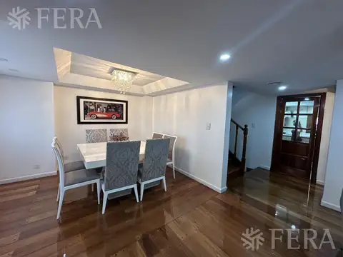 Casa 4 ambientes con 5 baños