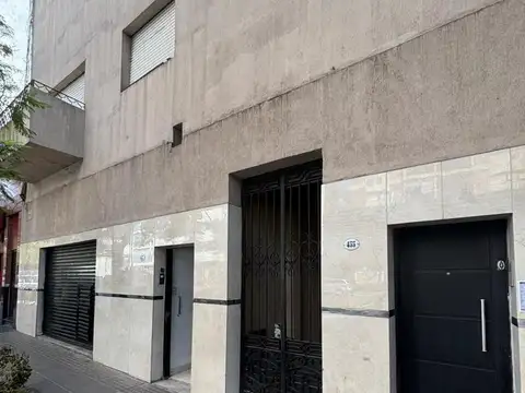 Av. Independencia al 400