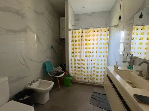 Casa 3 ambientes con 1 baño
