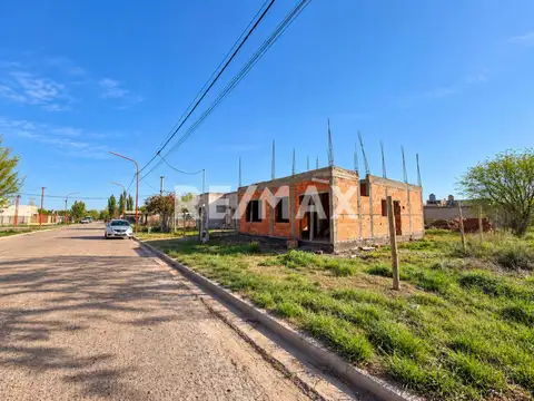 Casa 3 ambientes con 1 baño
