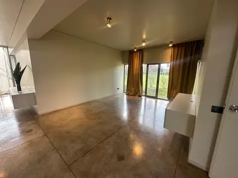 Casa en Alquiler en Funes, USD 2.500
