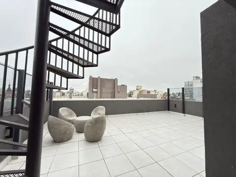 VENTA – MONOAMBIENTE AMOBLADO EN PLENO CENTRO | IDEAL INVERSIÓN