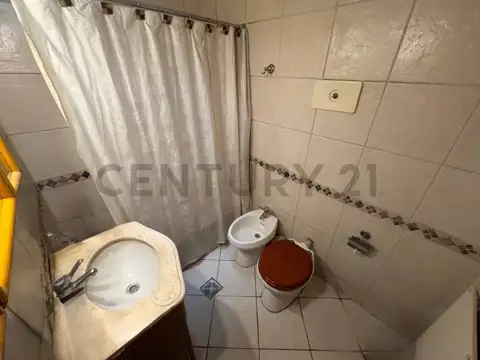 VENTA CASA 3 AMBIENTES MARTIN CORONADO PILETA PATIO