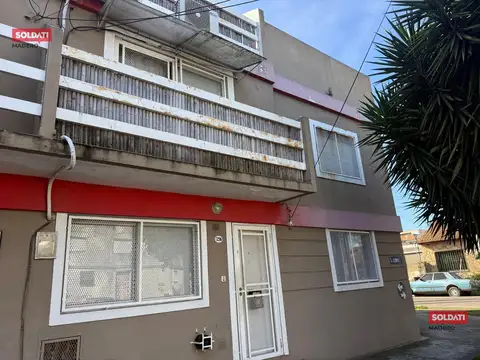 Depto Tipo Casa 3 ambientes con 1 baño