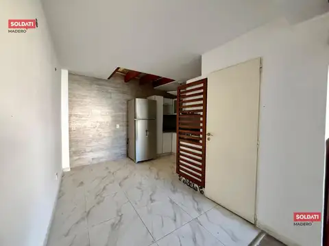 Depto Tipo Casa en Venta 8 años