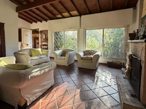 Casa 4 ambientes con 3 baños