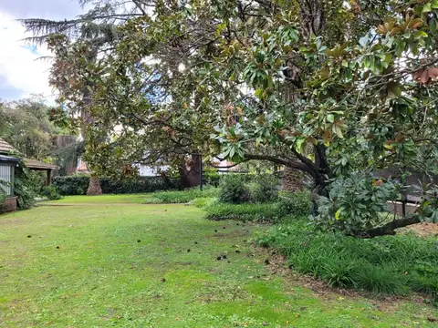 Terreno en  Venta Barrio con porton