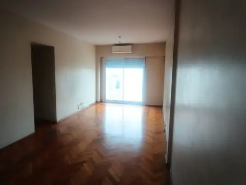 venta departaemento con cochera 4 ambientes floresta