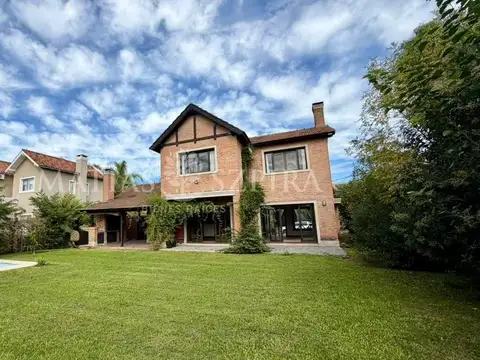 Casa en Venta de 4 dormitorios