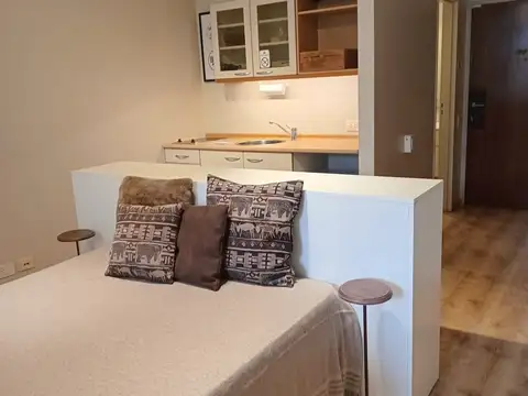 Departamento en Alquiler de Monoambiente
