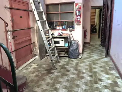 Depto Tipo Casa en Venta 80 años