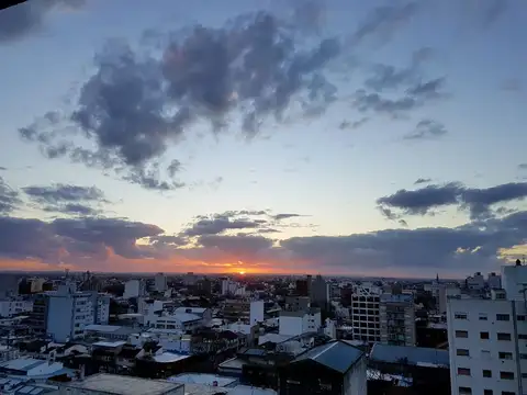 Depto monoambiente a la calle