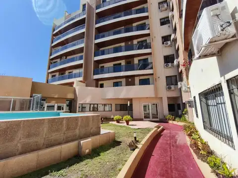 José María Bedoya 600