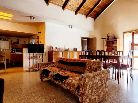 VENTA CASA 3 DORMITORIOS – QUEBRADA DE LAS ROSAS