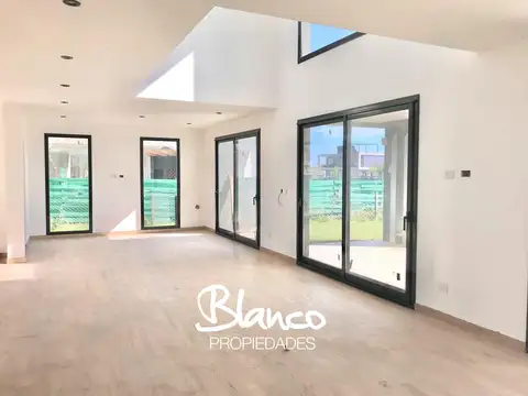 Casa en Venta en Puertos, USD 395.000