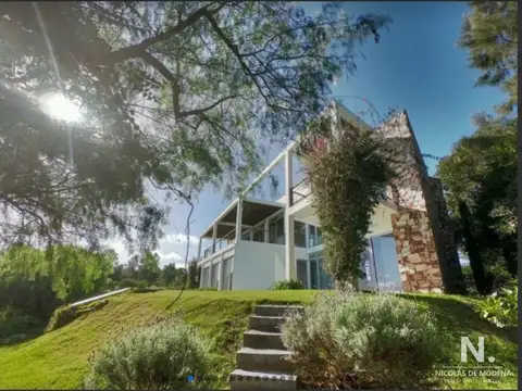 Casa en venta, hermosa vista.
