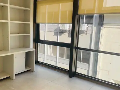 Oficina en Alquiler 50 años