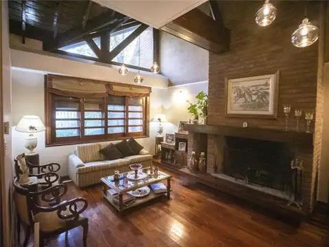 Casa en Venta de 4 dormitorios