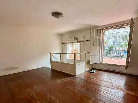 Depto Tipo Casa en Venta en San Telmo, USD 65.000