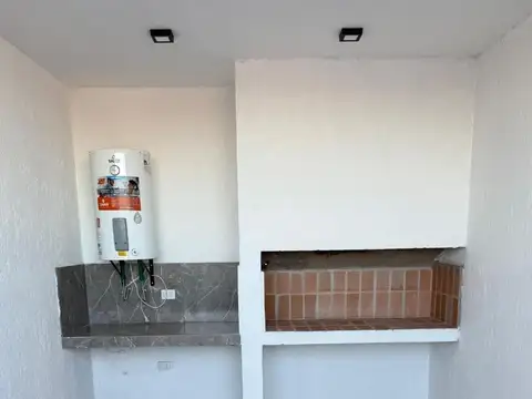 Av. Padre Luchesse Km 100