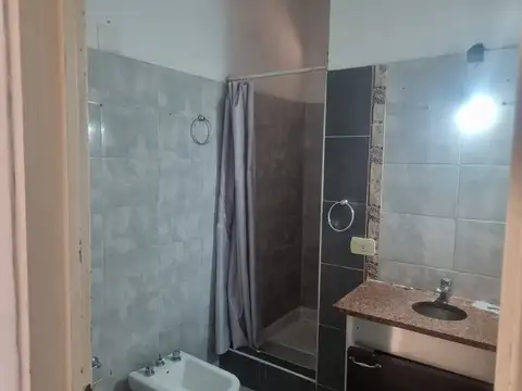 Depto Tipo Casa en Alquiler de 1 dormitorio