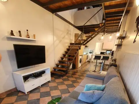 EXCELENTE PH DE 3 AMBIENTES EN 2 PLANTAS 