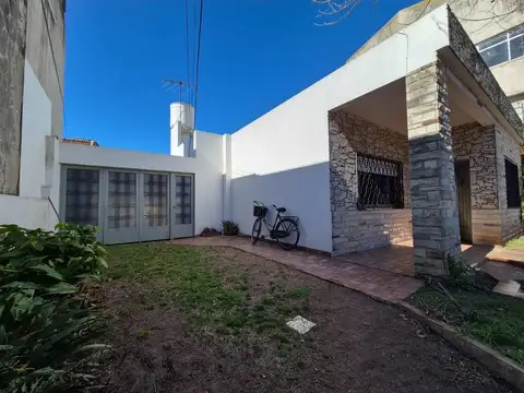 VENTA CASA 4AMB PATIO GARAGHURLINGHAM APTA CREDITO