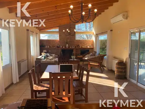 VENTA DE CASA DE 3 DORMITORIOS EN CAMPOS DE ROCA