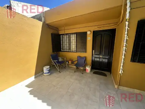 Casa 4 ambientes con 1 baño