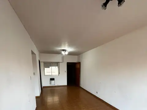Departamento en Alquiler con 1 cochera