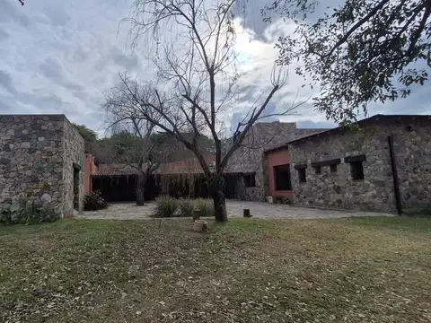 Casa en Alquiler en La Merced, Cerrillos