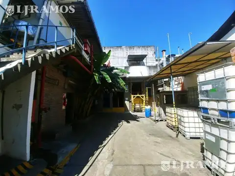 Galpon en Venta en Caseros, USD 2.400.000